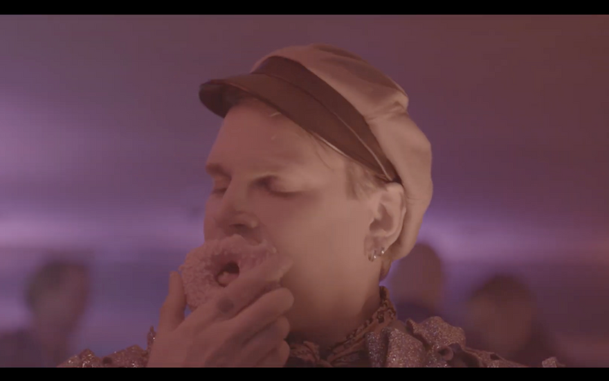 New Super cool Video out /// New Silver Girl ( dir. Paola Suhonen)