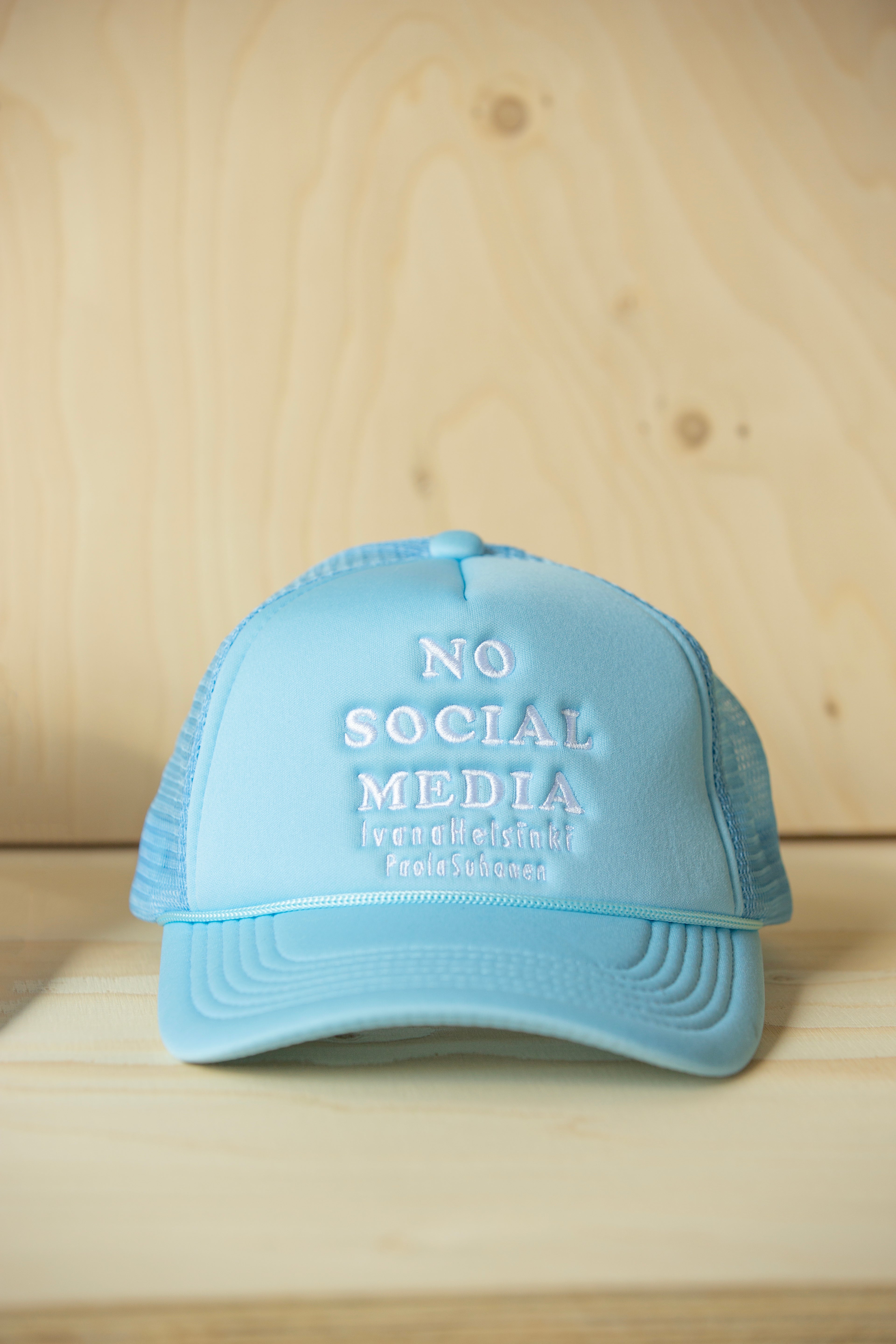 Statement Cap NEW! Baby blue